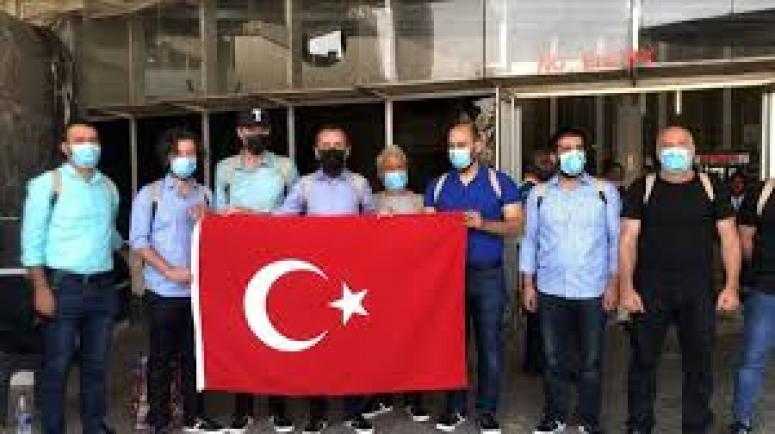 15 Türk gemici Abuja Büyükelçiliği'ne getirildi!